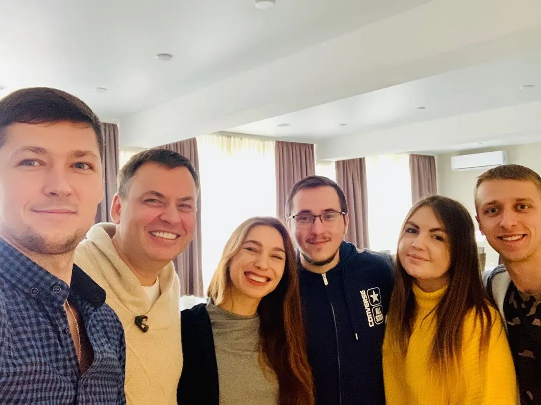 Отлично пообщались сегодня в Нетешине с молодыми ребятами — создателями гражданского объединения «Команда Майбутнього». ⠀ Говорили о том,