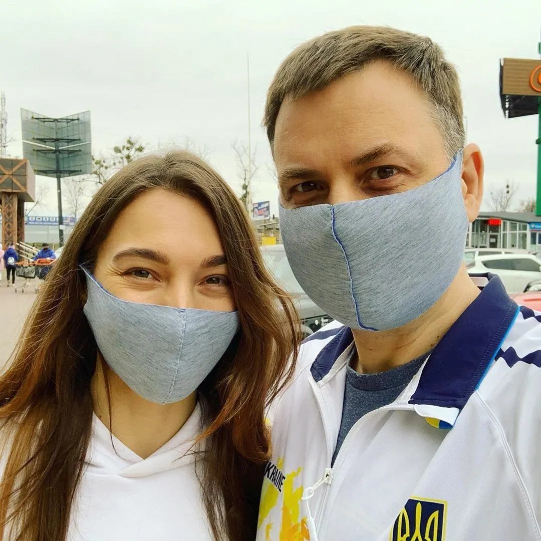 Любимая тёща пошила нам многоразовые неопреновые маски! (at Сильпо) https://www.instagram.com/p/B-Xa8d2B7Zt/?igshid=zu49kpcin2sc