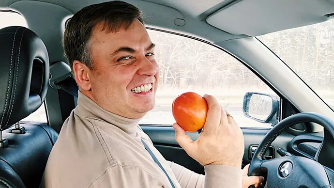 ИТАК, Я УЖЕ ШЕСТЬ МЕСЯЦЕВ СЫРОЕД!
