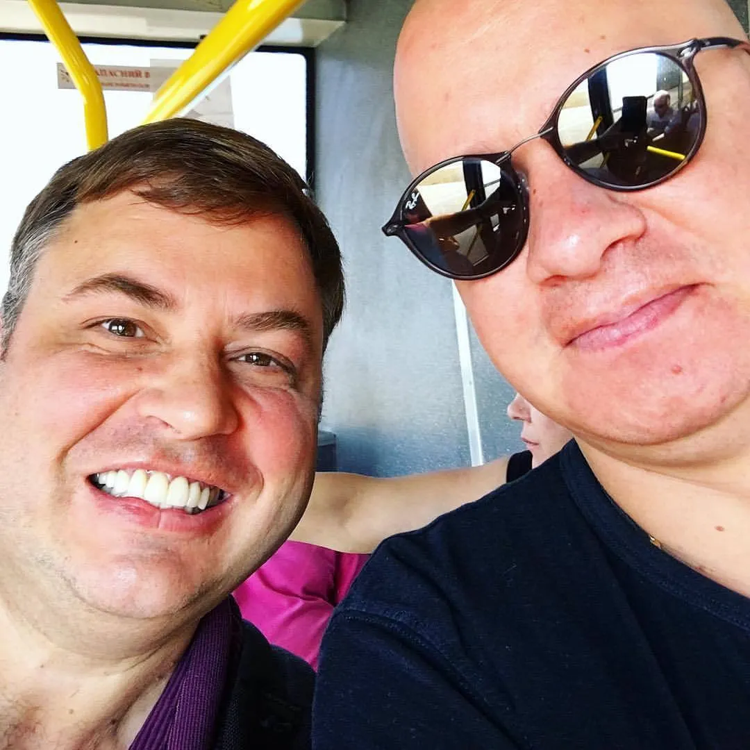 Смотрите, кого встретил сегодня по дороге из Риги в Киев. И Вова рядом был, но с ним у