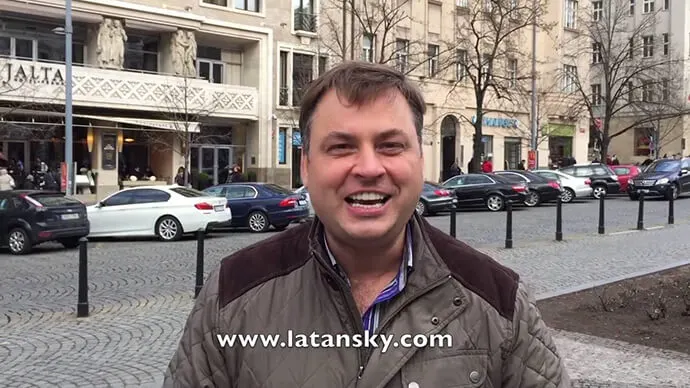 МУЗЕЙ ШПИОНАЖА. Состояния, сделанные на человеческих желаниях
