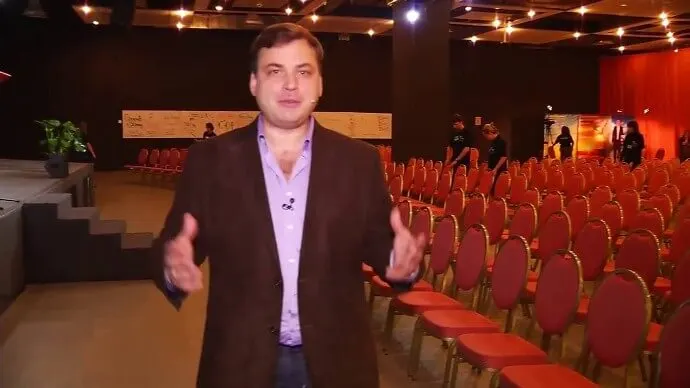Mykola Latansky about Lisa Nichols