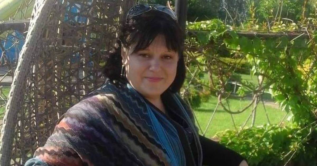ДОПОМАГАЄ ВИЗНАЧИТИСЬ ЗІ СВОЇМ МАЙБУТНІМ