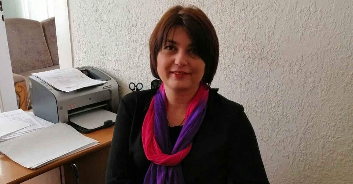 БУЛА ЗДИВОВАНА