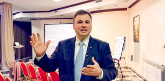 Латанский об акценте картинка