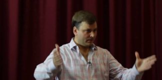 выступление Латанского картинка