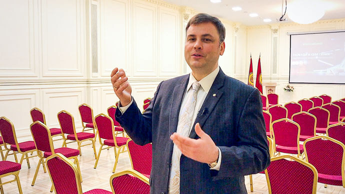 Латанский о честности картинка