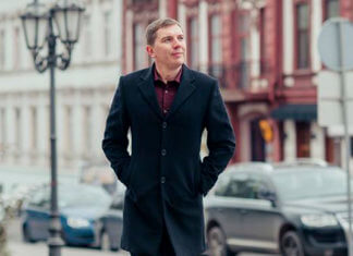 Лучший способ личностного роста. КАК ПРОДАВАТЬ, НЕ ПРОДАВАЯ™ отзыв Тарасова о тренинге Латанского фото