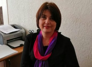 БУЛА ЗДИВОВАНА